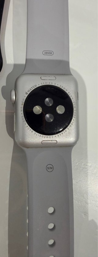 Apple Watch S3 38mm + Accesorios