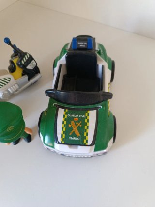 Moto y coches con figura de juguete