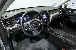 Volvo XC60   2.0 T6 AWD Recharge Core Auto