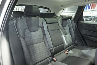 Volvo XC60   2.0 T6 AWD Recharge Core Auto
