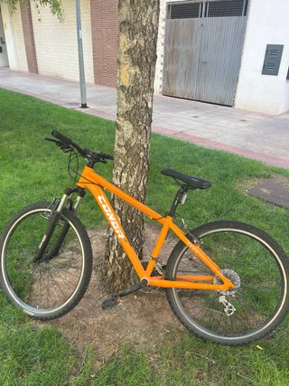 Bicicleta CONOR Montaña Naranja Cambios Shimano