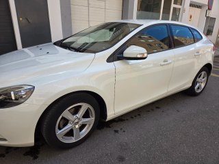 Volvo V40 2016