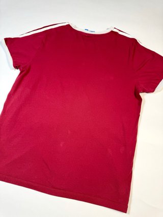 Camiseta Adidas Roja Tallas 3 Rayas