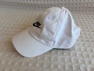 Gorra Nike Blanca