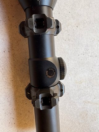 Visor Tasco Titan