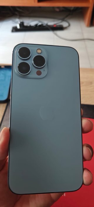 iPhone 13 Pro Max 128GB Como Nuevo + Cable