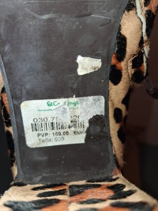 Botín pelo potro estampado leopardo