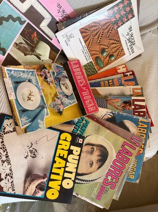 Lote de revistas de labores años 70