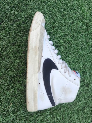 Nike Blazer Mid 77