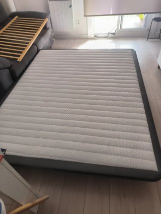 Base tapizada para colchón de 160x200cm
