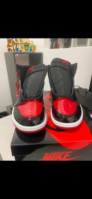 Jordan 1 Retro High OG Talla 38 Negro Rojo