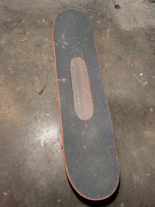 Skate Globe Carbon + Maple +