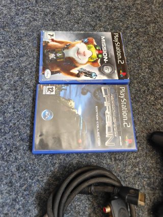 Lote PlayStation 2 (PS2) con mandos y juegos