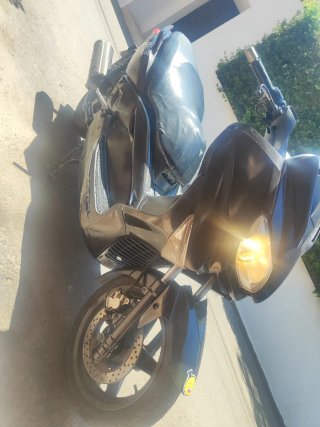 Yamaha XMAX Negra