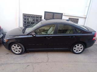 Volvo S40 2025