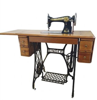 Máquina de coser Singer antigua