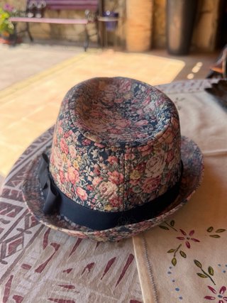 Gorro estampado floral