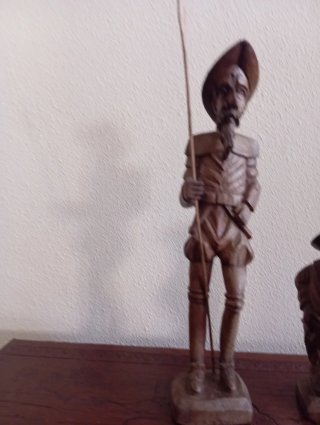 Figuras Don Quijote y Sancho Madera Tallada