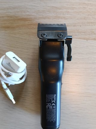 Tagliacapelli Gertzy nero