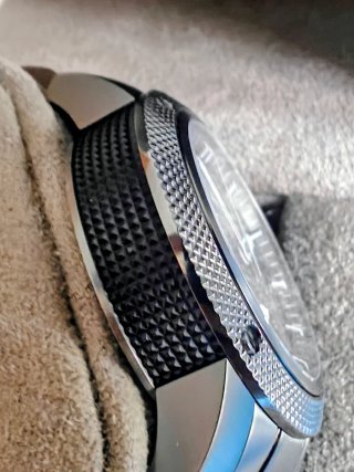 Reloj Burberry Cronógrafo Gris y Plateado