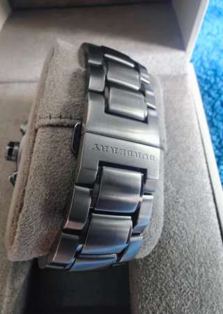 Reloj Burberry Cronógrafo Gris y Plateado