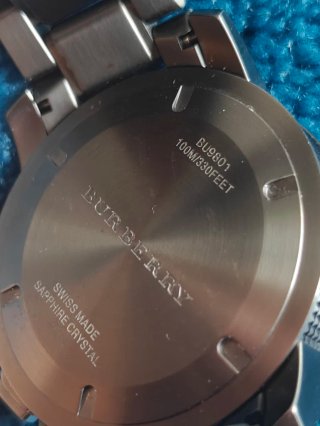 Reloj Burberry Cronógrafo Gris y Plateado
