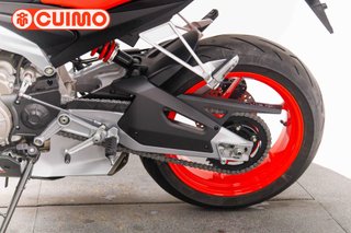 APRILIA TUONO 660