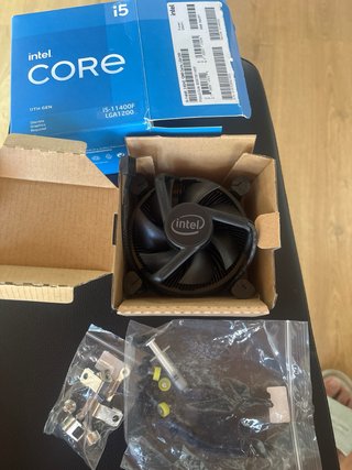 Ventilador Intel i5-11400F LGA1200 + Accesorios