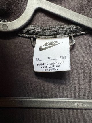 Sudadera Nike Tech Gris y Negra