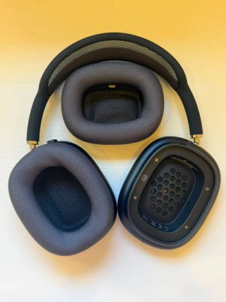 AirPods Max