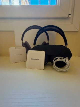 AirPods Max