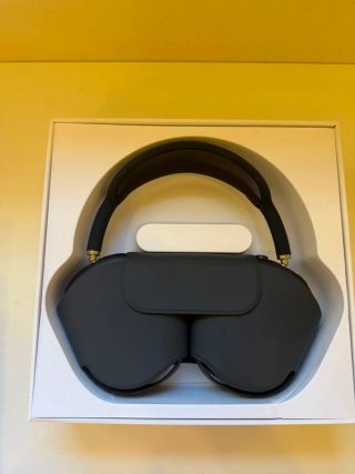 AirPods Max