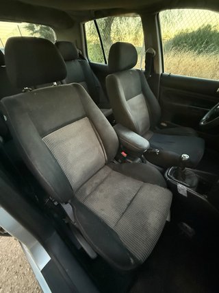 Volkswagen Golf 2002 1.9tdi