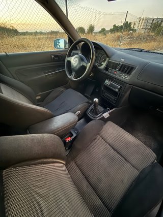 Volkswagen Golf 2002 1.9tdi