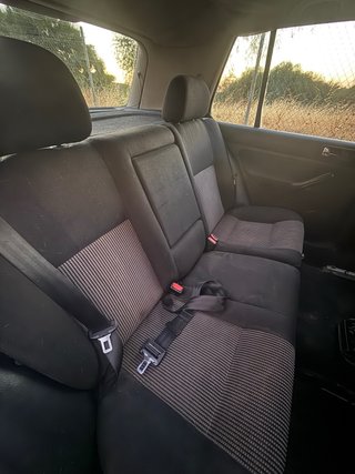 Volkswagen Golf 2002 1.9tdi