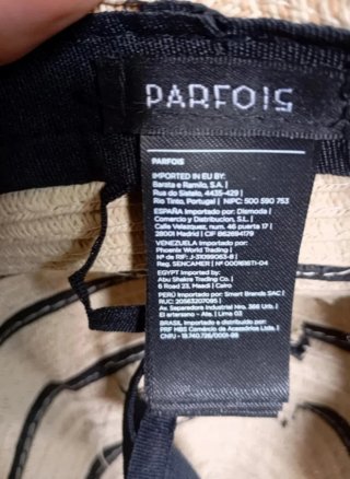 Conjunto bolso y sombrero de paja
