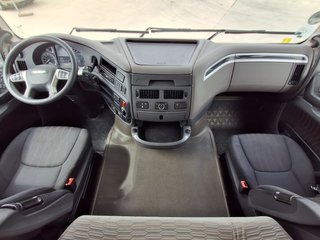 DAF FT XF 480--CABEZA TRACTORA