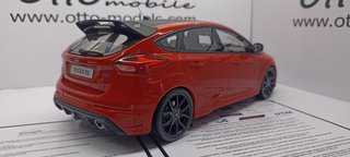 Ford Focus RS MK3 Rojo 1/18 Otto