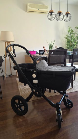 Bugaboo Cameleon 3 + capazo y accesorios