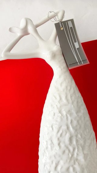 Escultura Porcelana Blanca 52cm VP Interiorismo