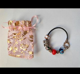 Pulsera estilo Pandora con abalorios