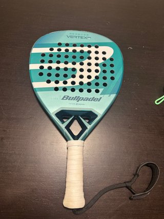 Pala Bullpadel Vertex 04