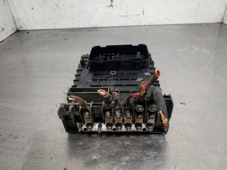 CAJA RELES / FUSIBLES VOLKSWAGEN GOLF V BERLINA (