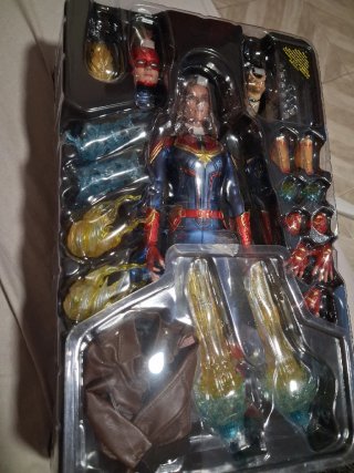 Hot Toys Capitana Marvel MMS522 1/6 Deluxe
