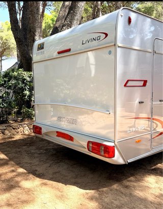 Caravana Hymer Eriba Living