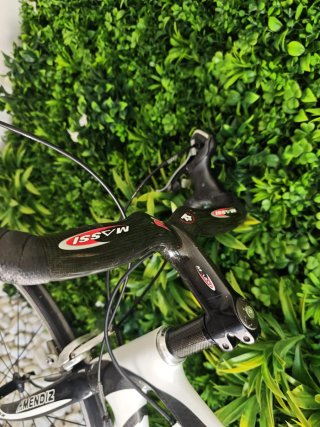 Bicicleta carretera MENDIZ carbono