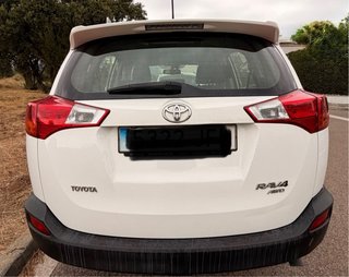 Toyota RAV4 2015