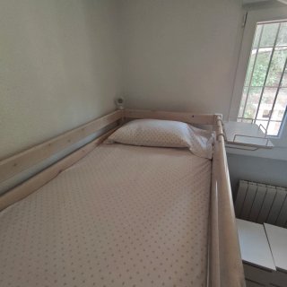 Cama alta Flexa madera lacada
