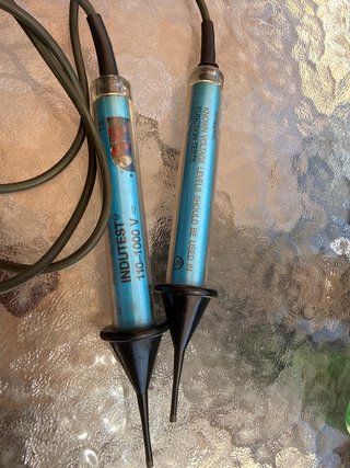 2 Comprobadores Tensión Indutest 110-1000V