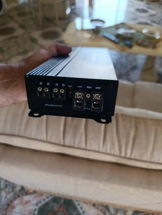Amplificatore Blaupunkt AMPX1000D AMPX1100D
